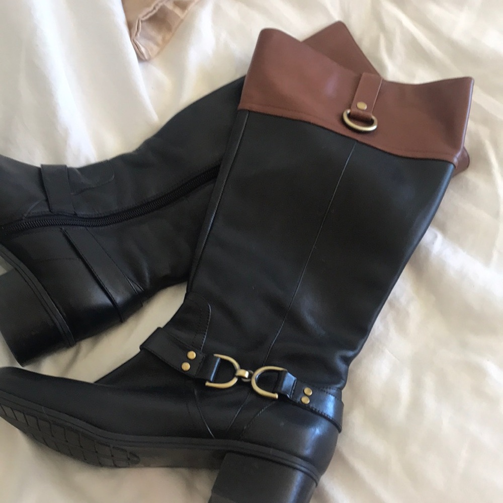 Worn twice in dry weather side zipper boots